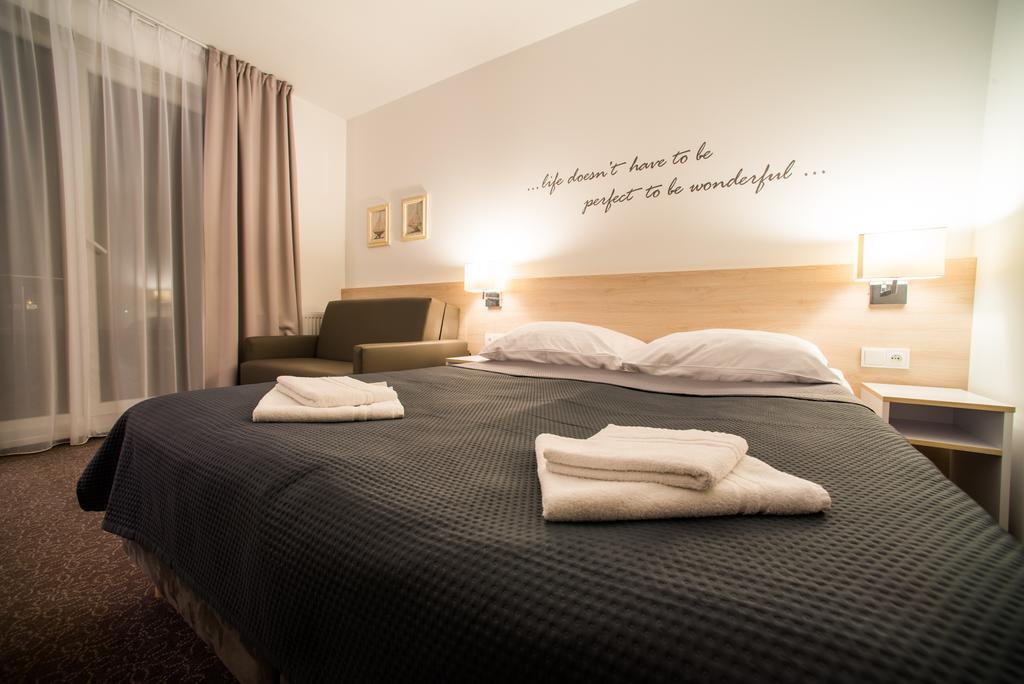 Borgata Bed & Breakfast Устроне Морске Стая снимка