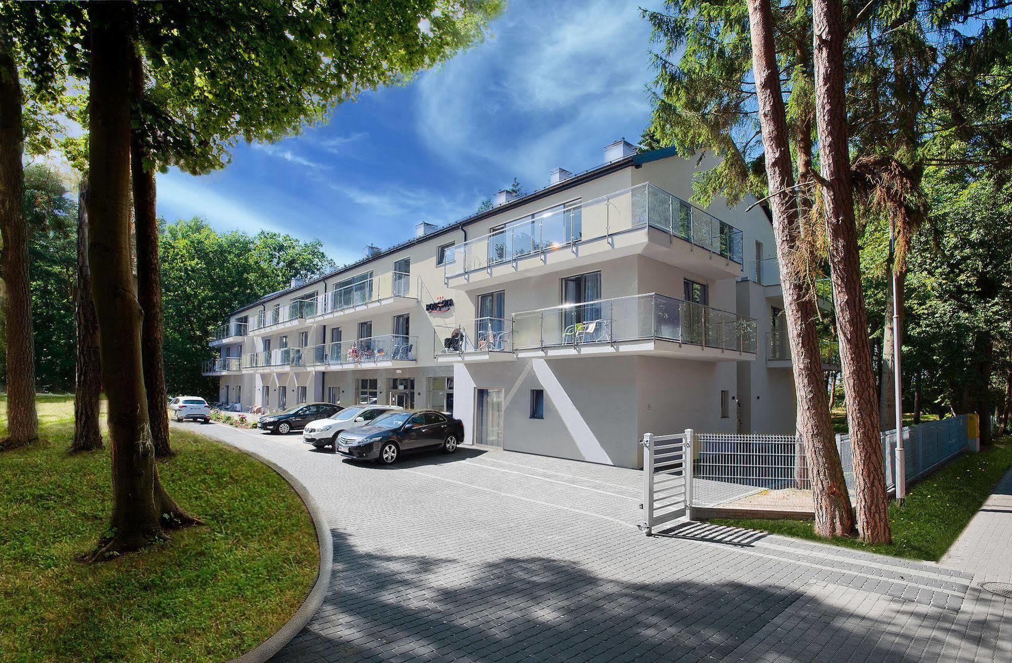 Borgata Bed & Breakfast Устроне Морске Екстериор снимка